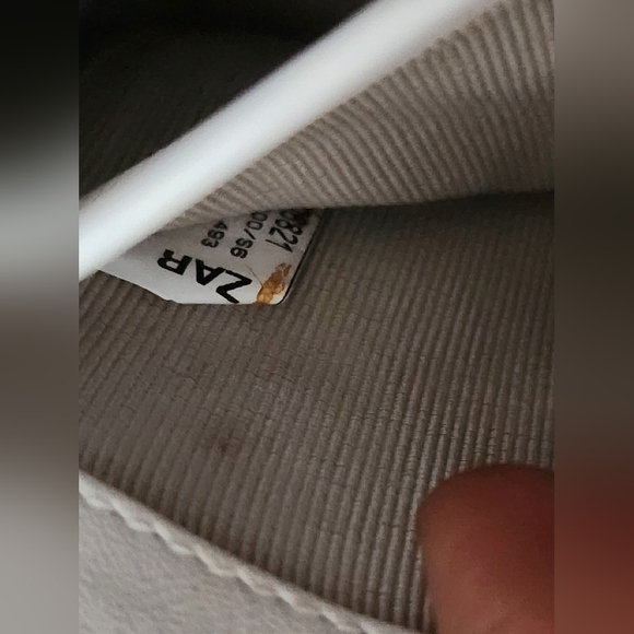 Furla Metropolis Beige Leather Crossbody Bag - Picture 4 of 16